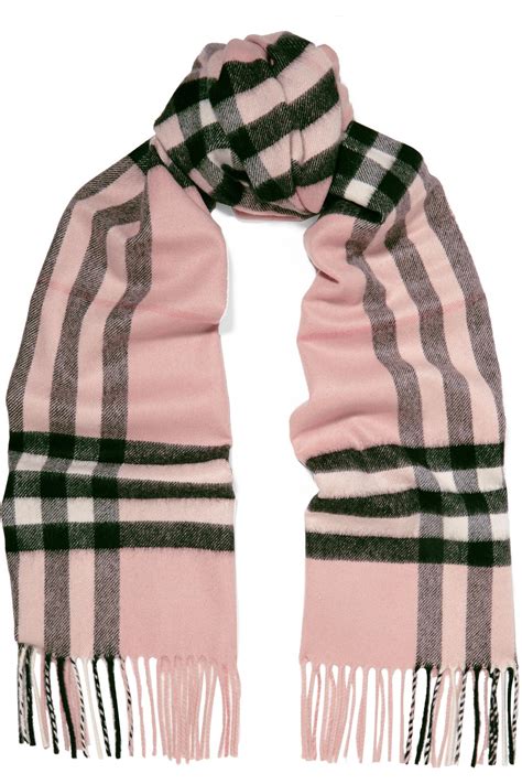 prix echarpe burberry|burberry scarf women pink.